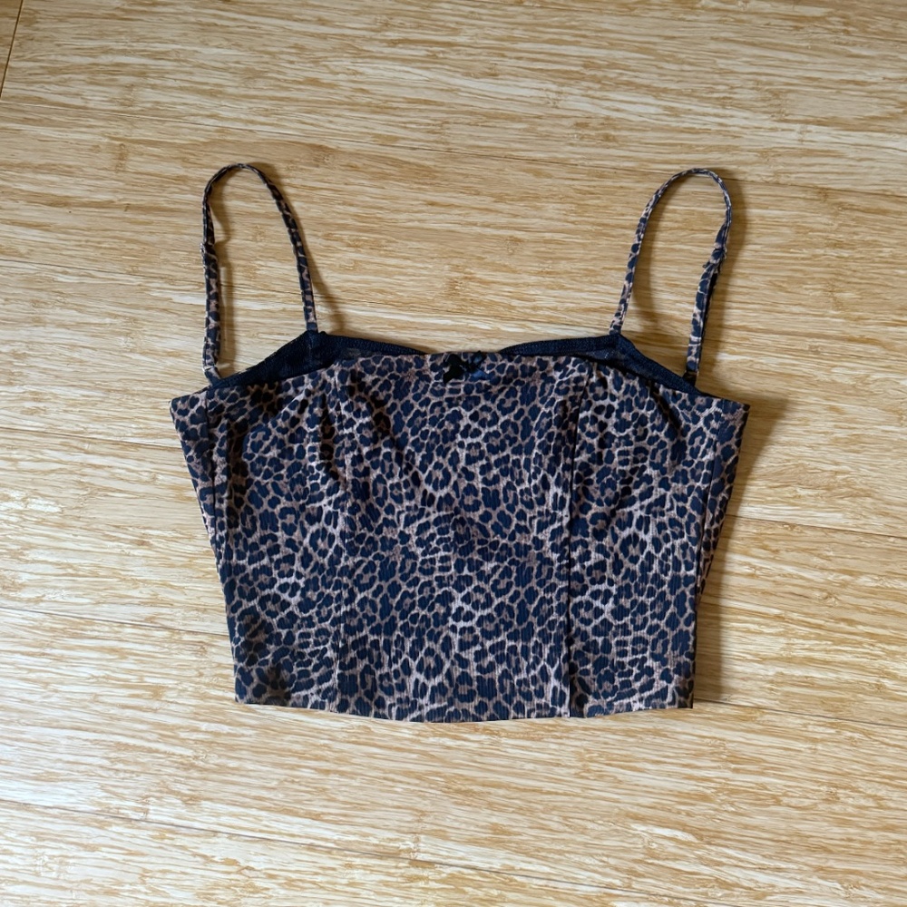 Edikted Edin Leopard Print Mesh Bra Top